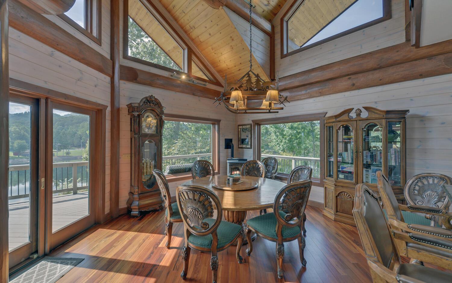 Stonecrest Lodge Lake Front Home With Private Boat Dock Hiawassee Exterior photo